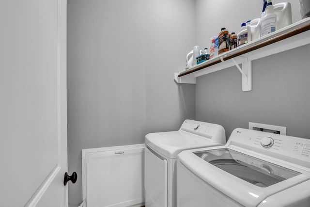 1219 W 25th Street B, Houston, TX 77008