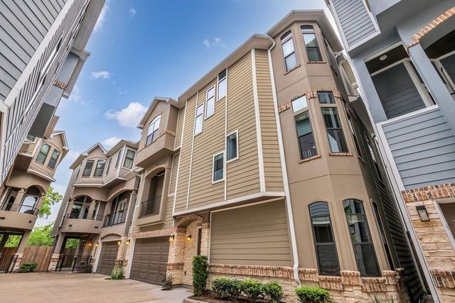 1219 W 25th Street B, Houston, TX 77008