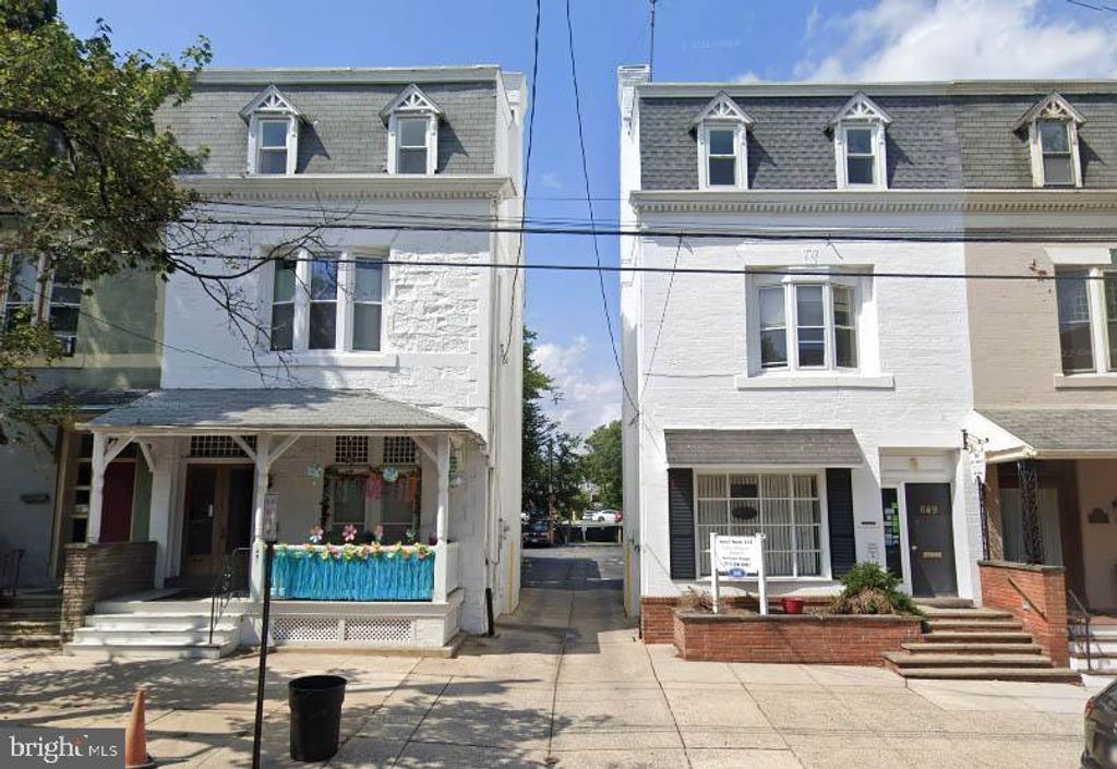 649-651 W CHESTNUT ST, Lancaster, PA 17603