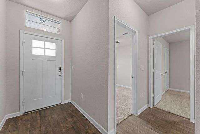 109 Rochester LN, Hutto, TX 78634