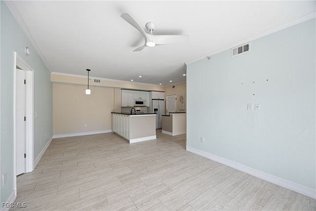 6300 Aragon WAY 101, Fort Myers, FL 33966