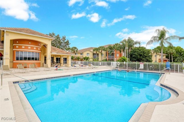 6300 Aragon WAY 101, Fort Myers, FL 33966