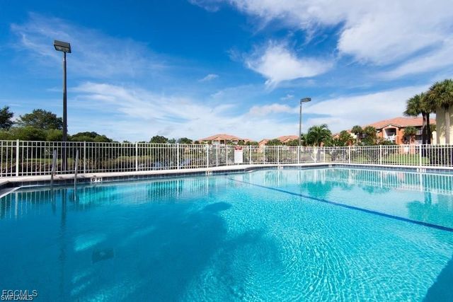 6300 Aragon WAY 101, Fort Myers, FL 33966