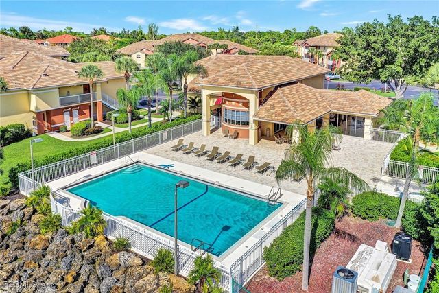 6300 Aragon WAY 101, Fort Myers, FL 33966