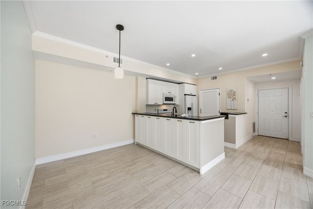 6300 Aragon WAY 101, Fort Myers, FL 33966