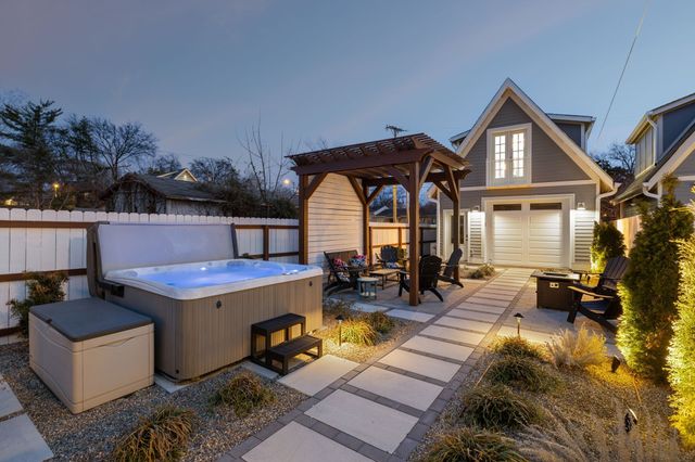600B Fatherland St, Nashville, TN 37206