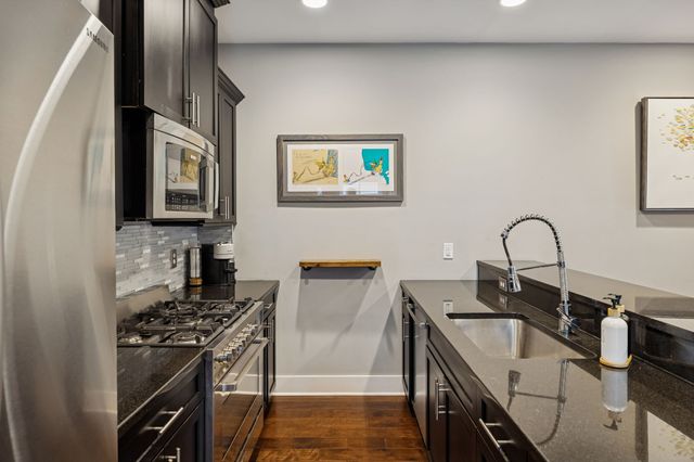 600B Fatherland St, Nashville, TN 37206