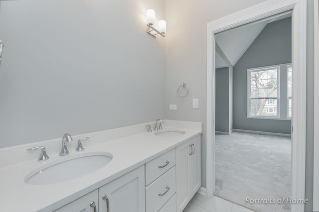 1066 Trillium Trail, West Chicago, IL 60185