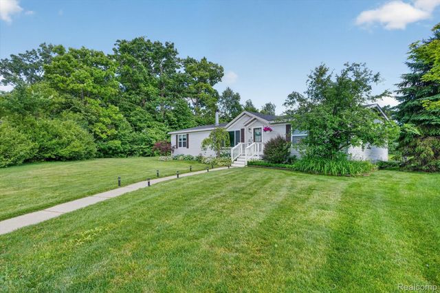 2700 Shimmons Road 120, Auburn Hills, MI 48326