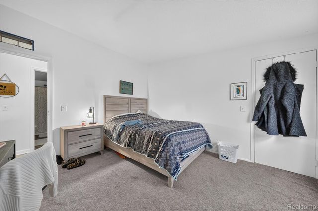 2700 Shimmons Road 120, Auburn Hills, MI 48326