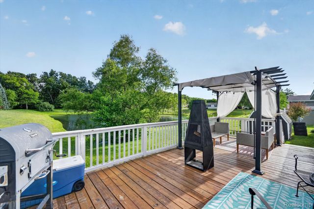 2700 Shimmons Road 120, Auburn Hills, MI 48326