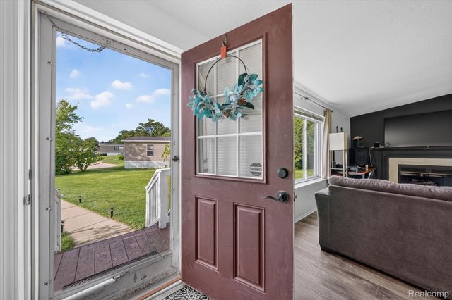 2700 Shimmons Road 120, Auburn Hills, MI 48326