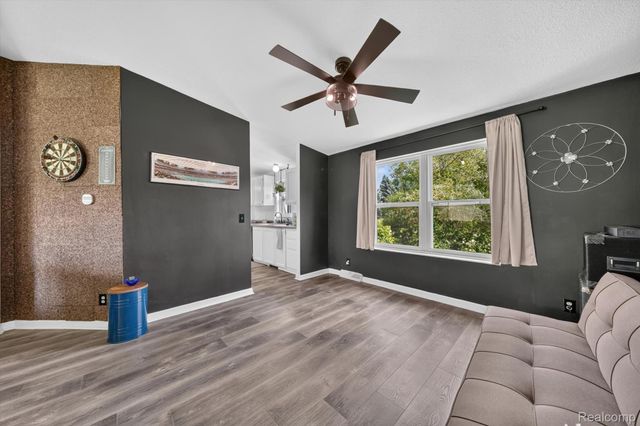 2700 Shimmons Road 120, Auburn Hills, MI 48326
