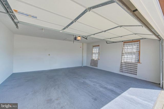 47-B-5 LOGAN CIR, Strasburg, VA 22657