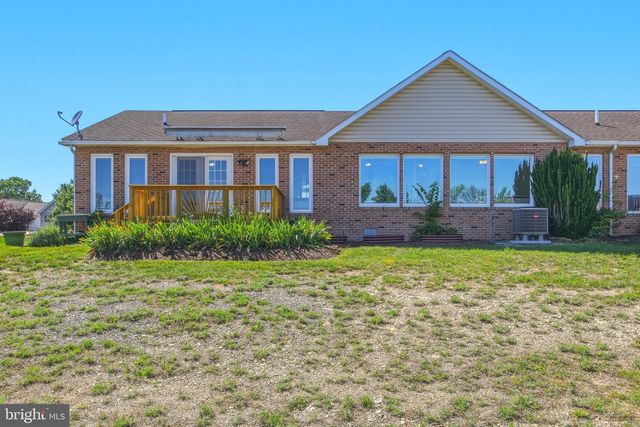 47-B-5 LOGAN CIR, Strasburg, VA 22657