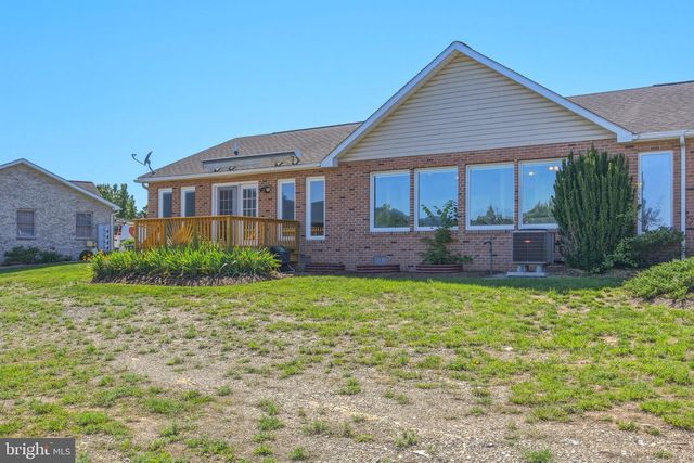 47-B-5 LOGAN CIR, Strasburg, VA 22657