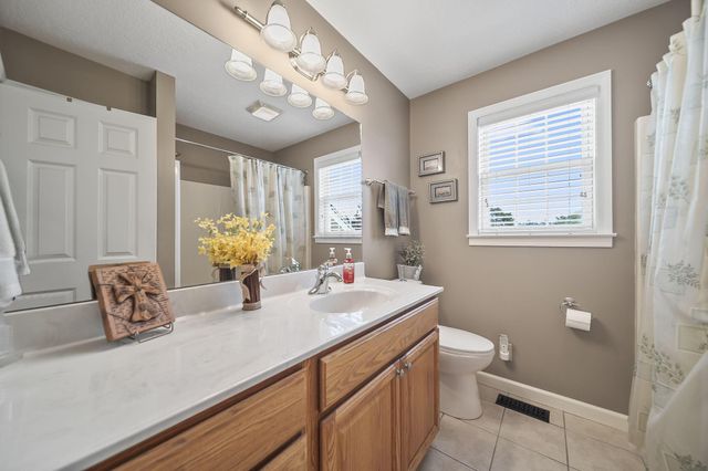 1506 Eagle Pass Drive, Marion, OH 43302