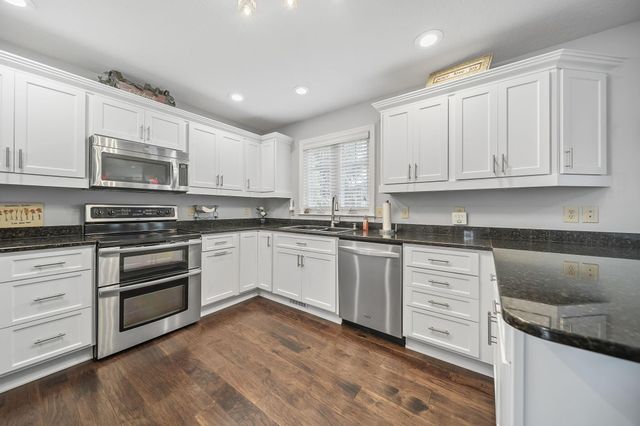 1506 Eagle Pass Drive, Marion, OH 43302