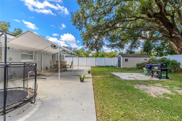 4210 E SANDALWOOD CIRCLE S, Tampa, FL 33617