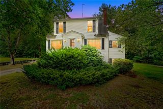1014 Victory Highway, North Smithfield, RI 02896