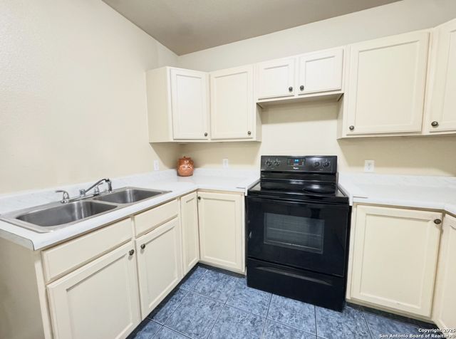 14424 Higgins Rd, San Antonio, TX 78217