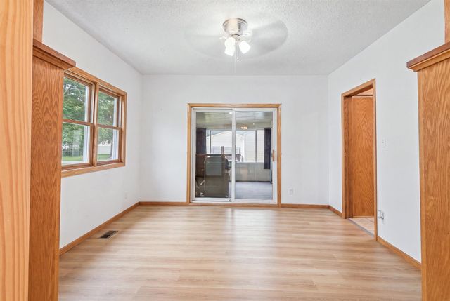733 Home Park Boulevard, Waterloo, IA 50701