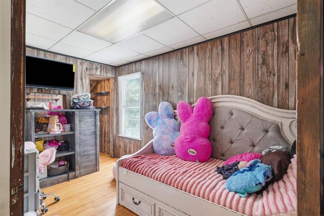 733 Home Park Boulevard, Waterloo, IA 50701