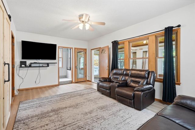 733 Home Park Boulevard, Waterloo, IA 50701