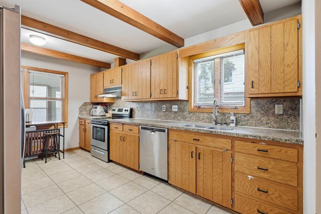 733 Home Park Boulevard, Waterloo, IA 50701