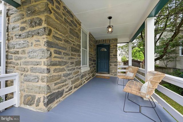 303 E GRAVERS LN, Philadelphia, PA 19118