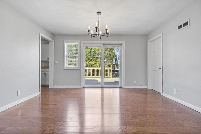 311 E CEDAR STREET, Pulaski, WI 54162