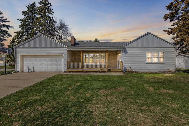 311 E CEDAR STREET, Pulaski, WI 54162