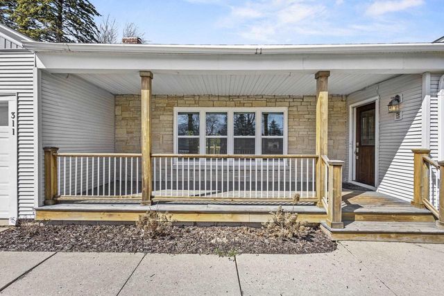 311 E CEDAR STREET, Pulaski, WI 54162