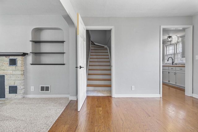 311 E CEDAR STREET, Pulaski, WI 54162