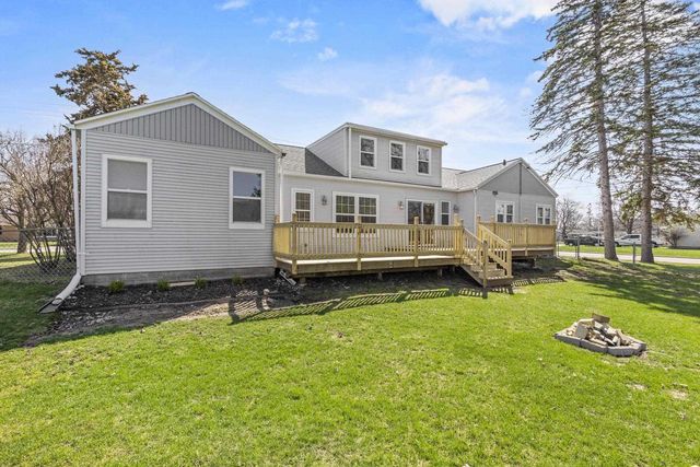 311 E CEDAR STREET, Pulaski, WI 54162