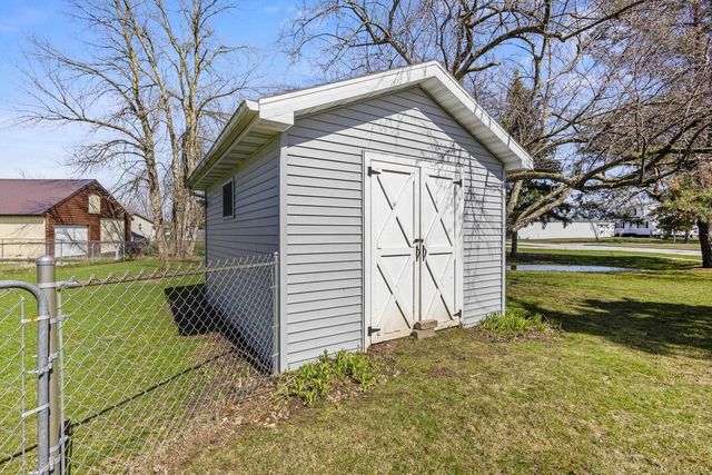 311 E CEDAR STREET, Pulaski, WI 54162