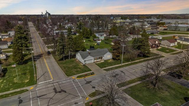 311 E CEDAR STREET, Pulaski, WI 54162