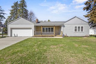 311 E CEDAR STREET, Pulaski, WI 54162