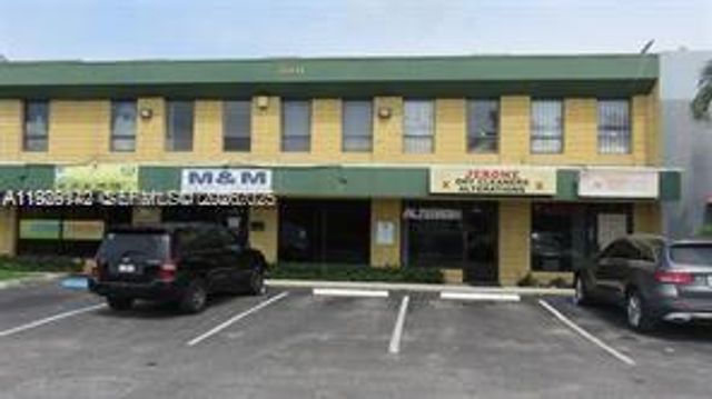 2001 N Dixie Hwy 4 4, Pompano Beach, FL 33060