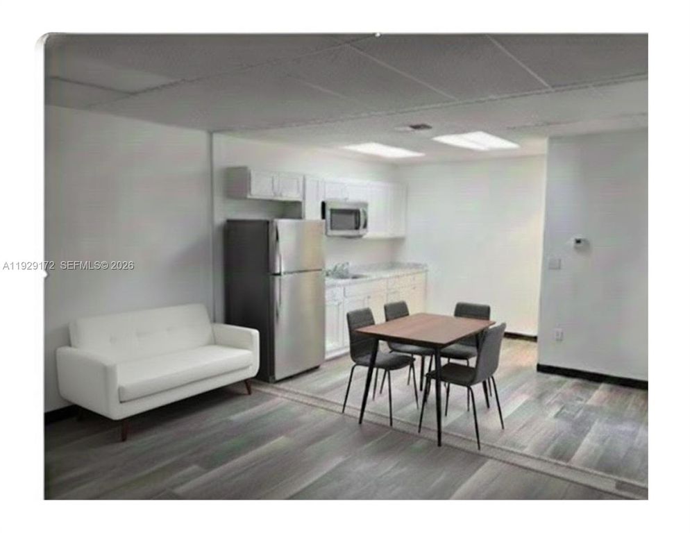 2001 N Dixie Hwy 4 4, Pompano Beach, FL 33060