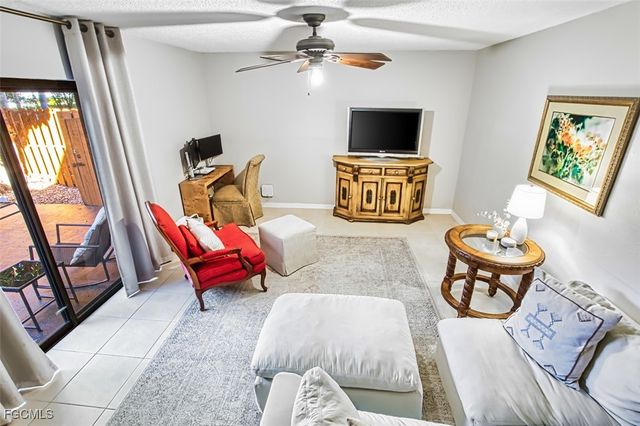 1444 Park Shore CIR 3, Fort Myers, FL 33901