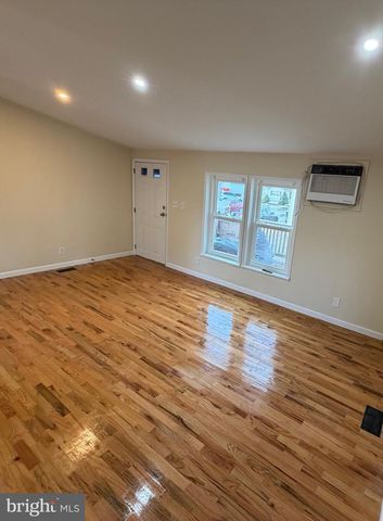 887 ASPEN AVE, Spring City, PA 19475