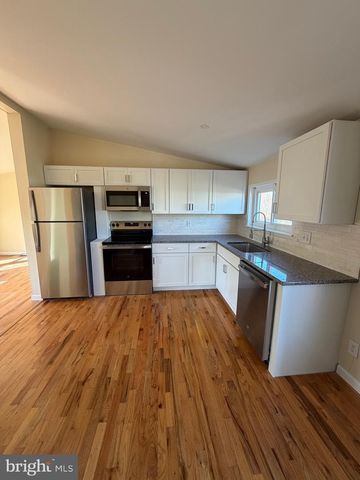 887 ASPEN AVE, Spring City, PA 19475