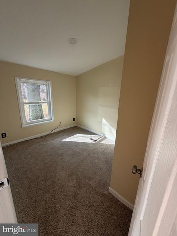 887 ASPEN AVE, Spring City, PA 19475