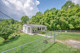 1380 Old Dana Road, Hendersonville, NC 28792