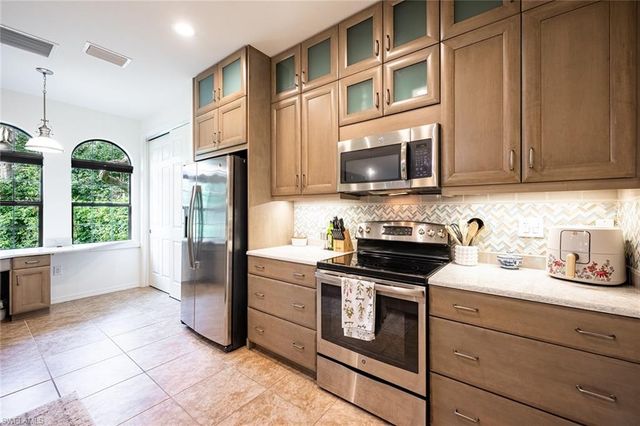 9077 CAPISTRANO ST N 4702, Naples, FL 34113