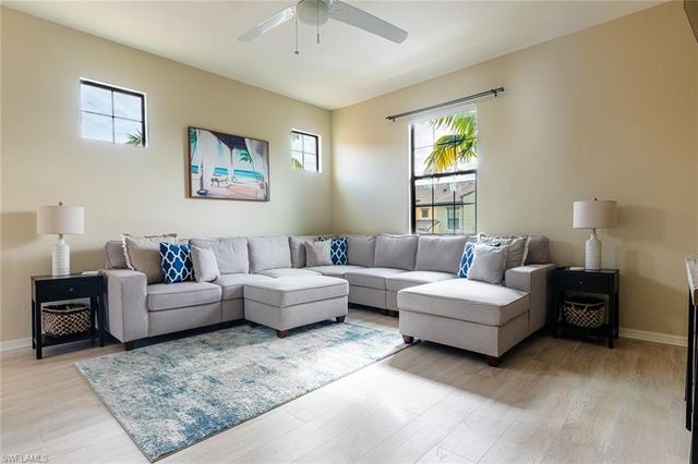 9077 CAPISTRANO ST N 4702, Naples, FL 34113