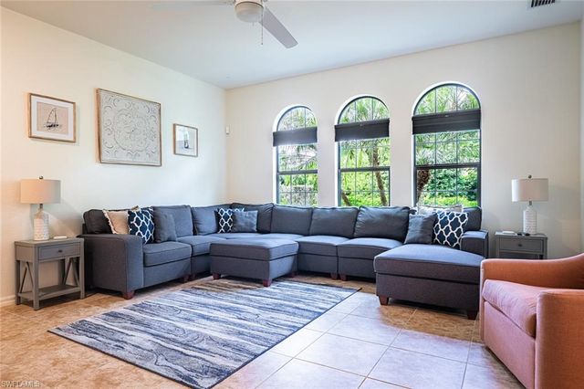 9077 CAPISTRANO ST N 4702, Naples, FL 34113