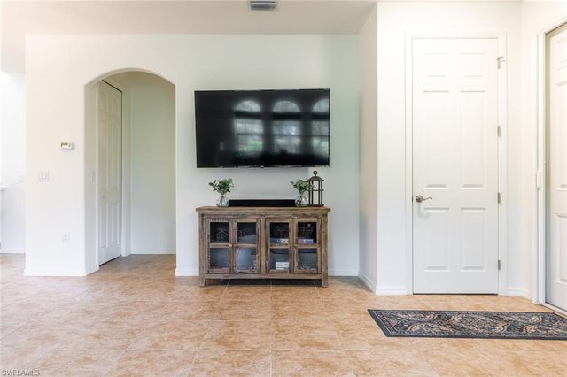 9077 CAPISTRANO ST N 4702, Naples, FL 34113