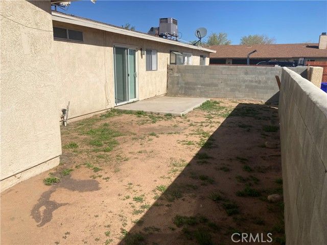 13237 Mohawk Road, Apple Valley, CA 92308